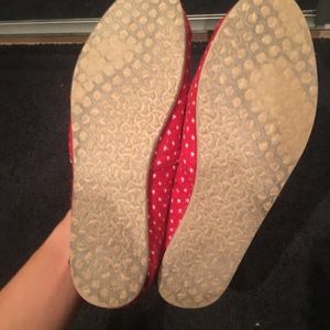 Toms Shoes - Red poke-a-dot TOMS Toms Shoes - Red poke-a-dot TOMS